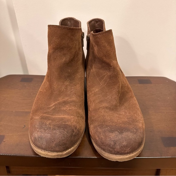 Tara M. Hope suede brown ankle boots - Picture 5 of 12